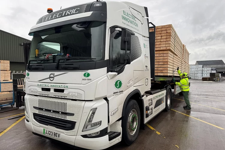 Net Zero Timhaul project continues to demonstrate eHGV Timber Haulage works