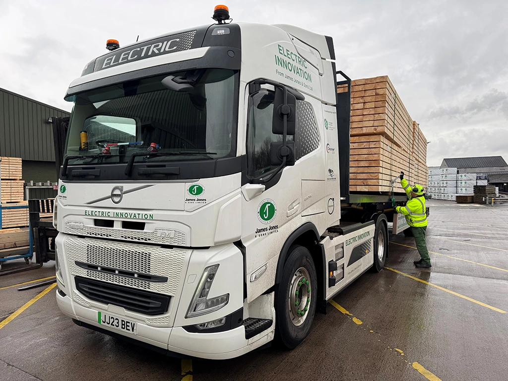Net Zero Timhaul project continues to demonstrate eHGV Timber Haulage works